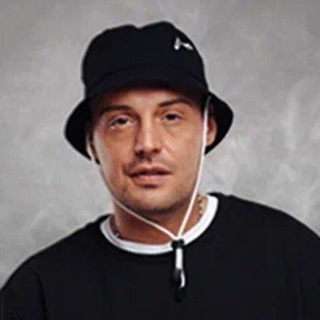 Telegram profile photo for Милан под Гуфа на планёрке❤️🖤