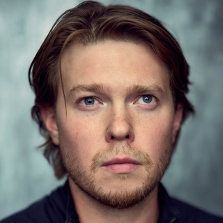 Telegram profile photo for Павел Гужиков: всё ещё эксцентричный, но вдумчивый
