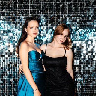Telegram profile photo for Выпускной Интернетурок 2025
