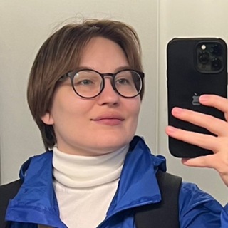Telegram profile photo for Daria Shtorm | English Teacher