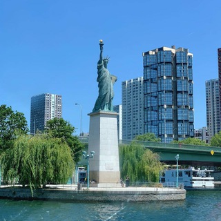 Telegram profile photo for 【法国素材】旅游/生活/美食套图全选/朋友圈装饰/高清大图精选