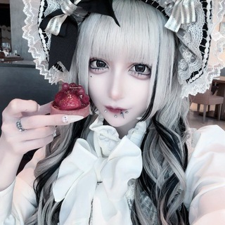 Telegram profile photo for переезд?! croissant. 🖤