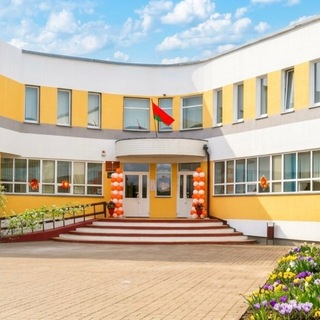 Telegram profile photo for Гимназия № 1 г. Копыля имени Н.В.Ромашко👩🏫🌹