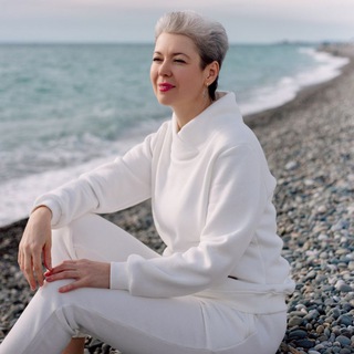 Telegram profile photo for Елена Пелевина. Проводник в ЖИЗНЬ🌱