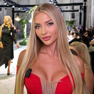 Telegram profile photo for Юлия Дебольская | уличные интервью