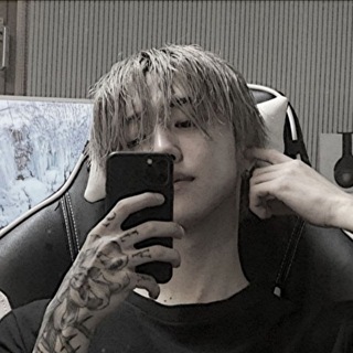 Telegram profile photo for журнал. закрыт