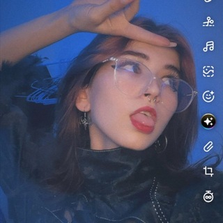 Telegram profile photo for Пустота.🖤💋.