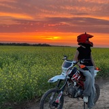 Telegram profile photo for she:motovika🏍️