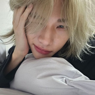 Telegram profile photo for ⋆ hyuneflourboy 樂-STAR