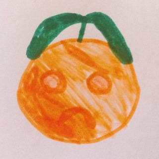 Telegram profile photo for Arancia’s messy desk