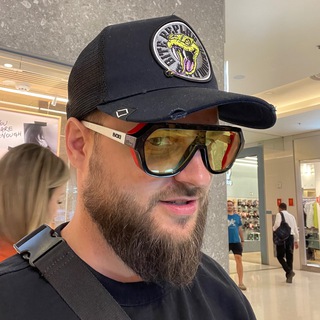 Telegram profile photo for Dmytro Dulenko: а не хер*ю ли мы делаем?