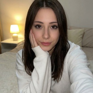 Telegram profile photo for Victoria_Lee | Луганск
