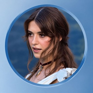 Telegram profile photo for 🩵🦋𝖣𝖺𝖽𝖽𝗒'𝗌 𝖦𝗂𝗋𝗅 | 𝐇𝐨𝐥𝐥𝐲𝐰𝐨𝐨𝐝 𝐂𝐥𝐮𝐛 (𝐶𝑒𝑙𝑒𝑏𝑠, 𝑀𝑜𝑣𝑖𝑒𝑠, 𝑆𝑒𝑟𝑖𝑒𝑠, 𝐾-𝑝𝑜𝑝) 🎞 🎭