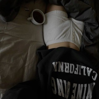 Telegram profile photo for 𝑀𝑖𝑑𝑛𝑖𝑔ℎ𝑡 𝐶𝑎𝑓𝑒́ ☕