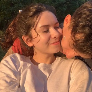 Telegram profile photo for Love is in the Airπ€