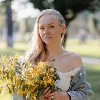 Telegram profile photo for Света, куда из декрета?