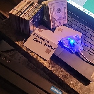 Telegram profile photo for Fraudlem Clonetrotters