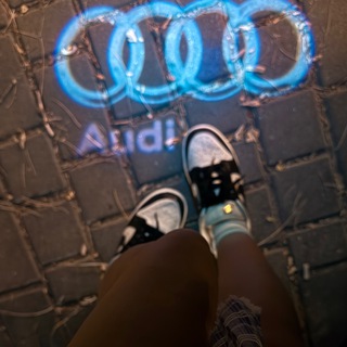 Telegram profile photo for Closet Drop
