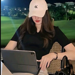 Telegram profile photo for HerCrypto Official
