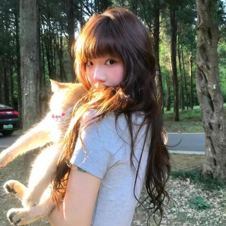 Telegram profile photo for velvet moon⁷ ⚘ 💛
