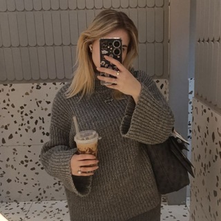 Telegram profile photo for уроки гламура и дискурса