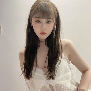 Telegram profile photo for 安语 六边型战士 颜值高 富物全 性感御姐