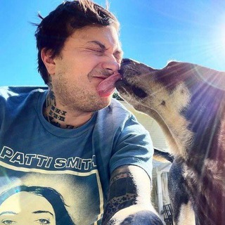 Telegram profile photo for frank iero conf & daily