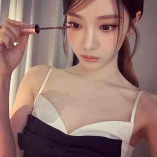 Telegram profile photo for fleur ⋆