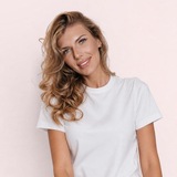 Telegram profile photo for Зеленова | Маркетинг и нейросети