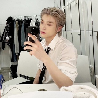Telegram profile photo for 𝖻𝗎𝗇𝗇𝗒'𝗌 𝖻𝗂𝗍𝖾️