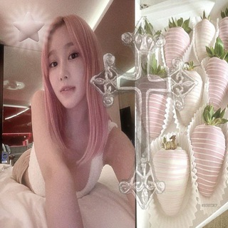 Telegram profile photo for Рест yuqi-tuki_milla🩰🫦