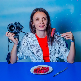 Telegram profile photo for Винегрет с мясом 🥩 Фотограф Виктория Ларина 📸