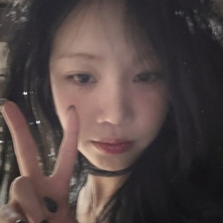 Telegram profile photo for closed 🔒 l𑄝ve mái͟l͟ to : soojin 花 .