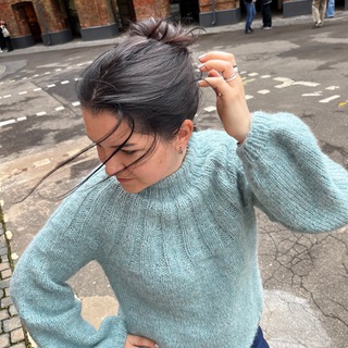 Telegram profile photo for Юля Яблокова || Apple•J•Crafts