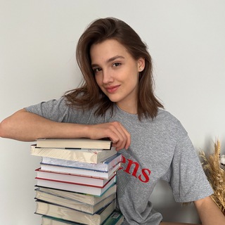 Telegram profile photo for Антоновна #прокниги 📖