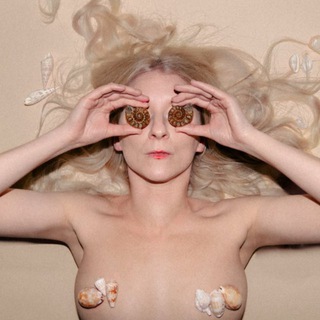 Telegram profile photo for iamamiwhoami & ionnalee Updates