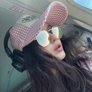 Telegram profile photo for aussie girl 's دنیال مارش