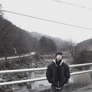 Telegram profile photo for `` the faded page 不安