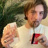Telegram profile photo for 𝘋𝘦𝘻𝘻𝘭𝘰𝘷