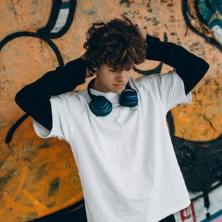 Telegram profile photo for Просто Юлік