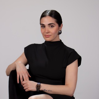 Telegram profile photo for پژوهشگر بازارهای مالی/نگار خرمنیک