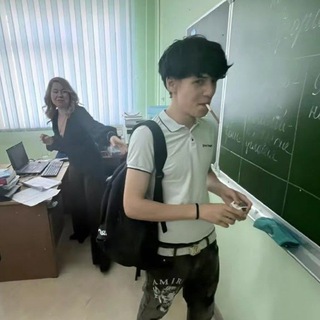 Telegram profile photo for чем заняться в школе