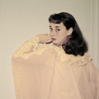 Telegram profile photo for луцилла|полурест