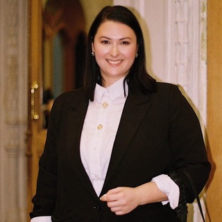 Telegram profile photo for Макияж • Прически • Визажист • Москва • Про косметику