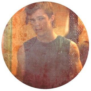Telegram profile photo for заморожено .ᐟ 𝐻𝑒𝓃𝓇𝓎 𝐵. ·˚ ༘ ꒱