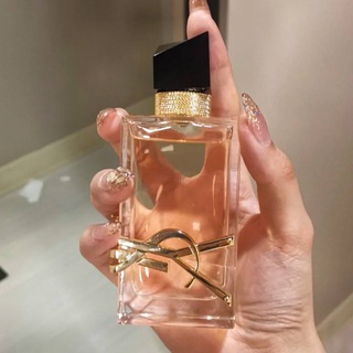 Telegram profile photo for 诗帝梵-美妆护肤、鲜花、礼物系列