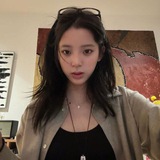 Telegram profile photo for Ouyang nana.