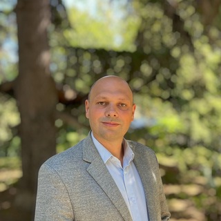 Telegram profile photo for Алексей Пузанов/Психология Лидерства