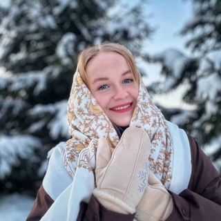 Telegram profile photo for Anechka 👑☺️