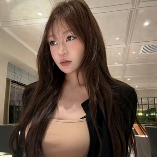Telegram profile photo for 宝安柚子(175cm)